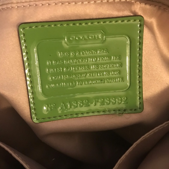 Coach purse - Apple green and tan - Picture 5 of 5